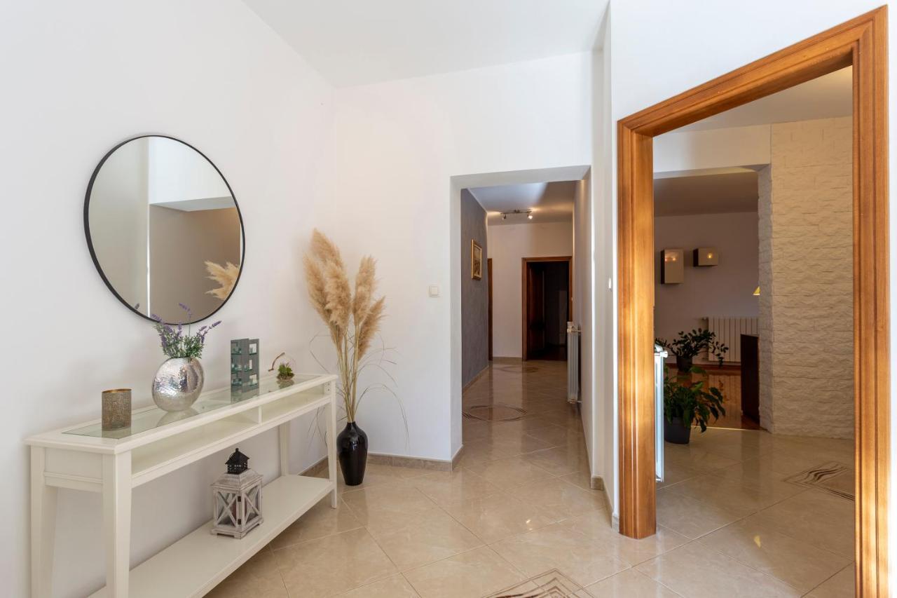 Villa Anavi Bicici Esterno foto